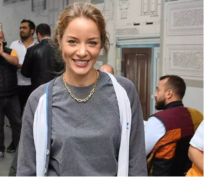 Bade İşçil'in asıl mesleği herkesi şaşırttı! Küçükken tek hedefi o mesleği yapmakmış 2