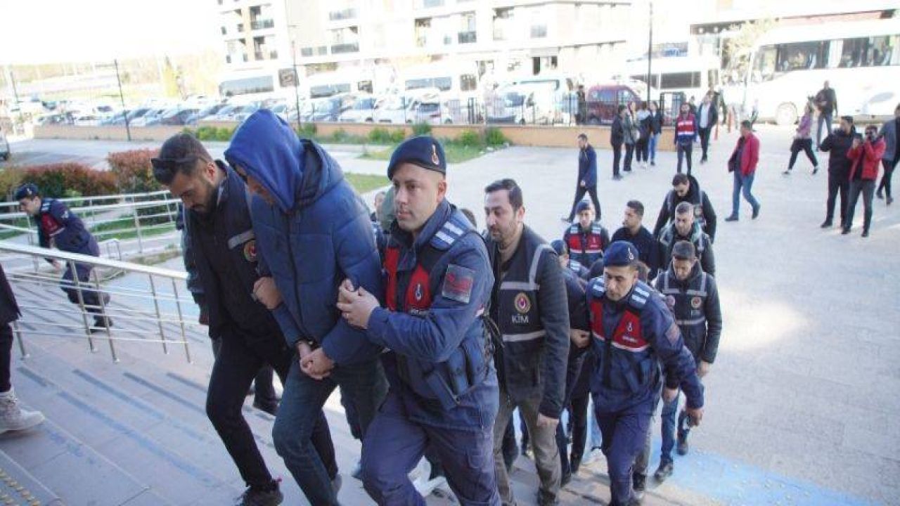 Kapıkule'de rüşvet operasyonu: 23 gümrük muhafaza memuru tutuklandı