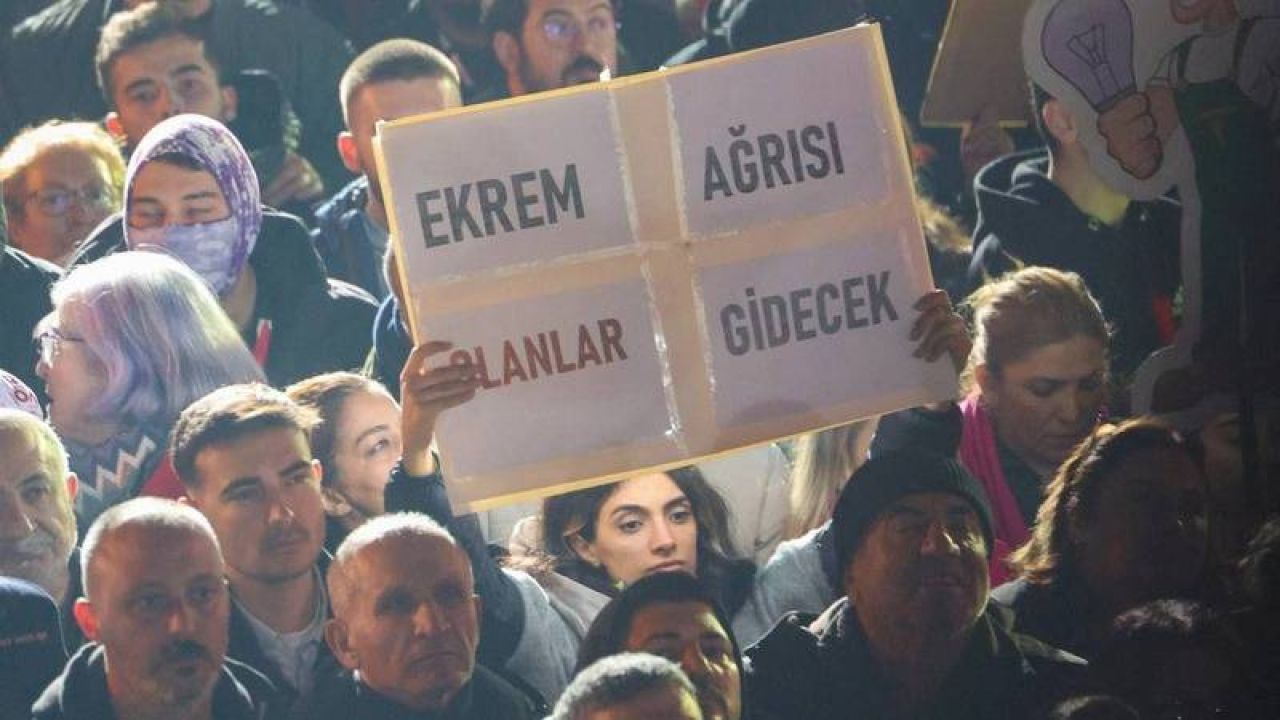 Halk TV yazarı İsmail Pehlivan: Toplumsal mücadele siyasi kimlikleri geride bıraktı