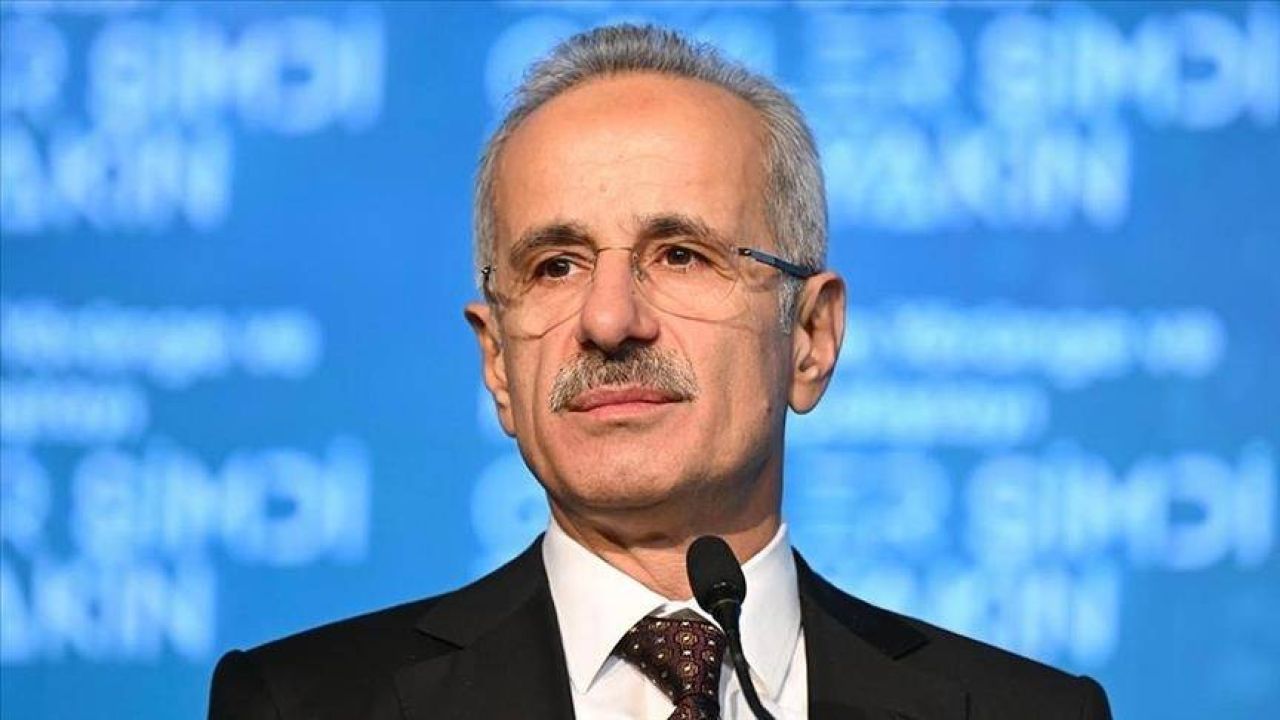 Uraloğlu: Depremdeki telefon aksamaları için tecrübe oldu, GSM operatörleriyle toplantı düzenlenecek