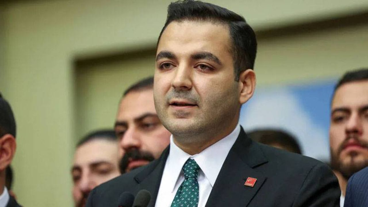 Chp Gençlik Kolları Başkanı Aydın'ın Davası Ertelendi
