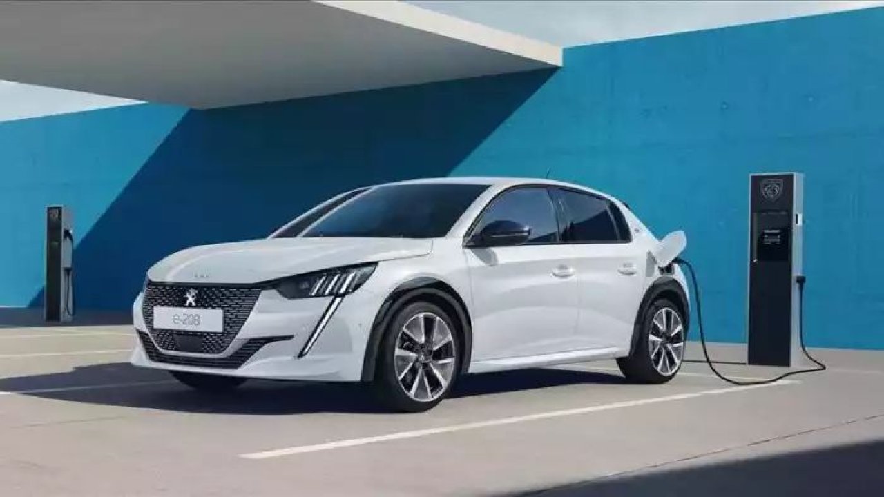 Peugeot’dan Yeni Elektrikli Araç Sinyali! İki Yıla Kalmadan Yeni Elektrikli Araç Geliyor