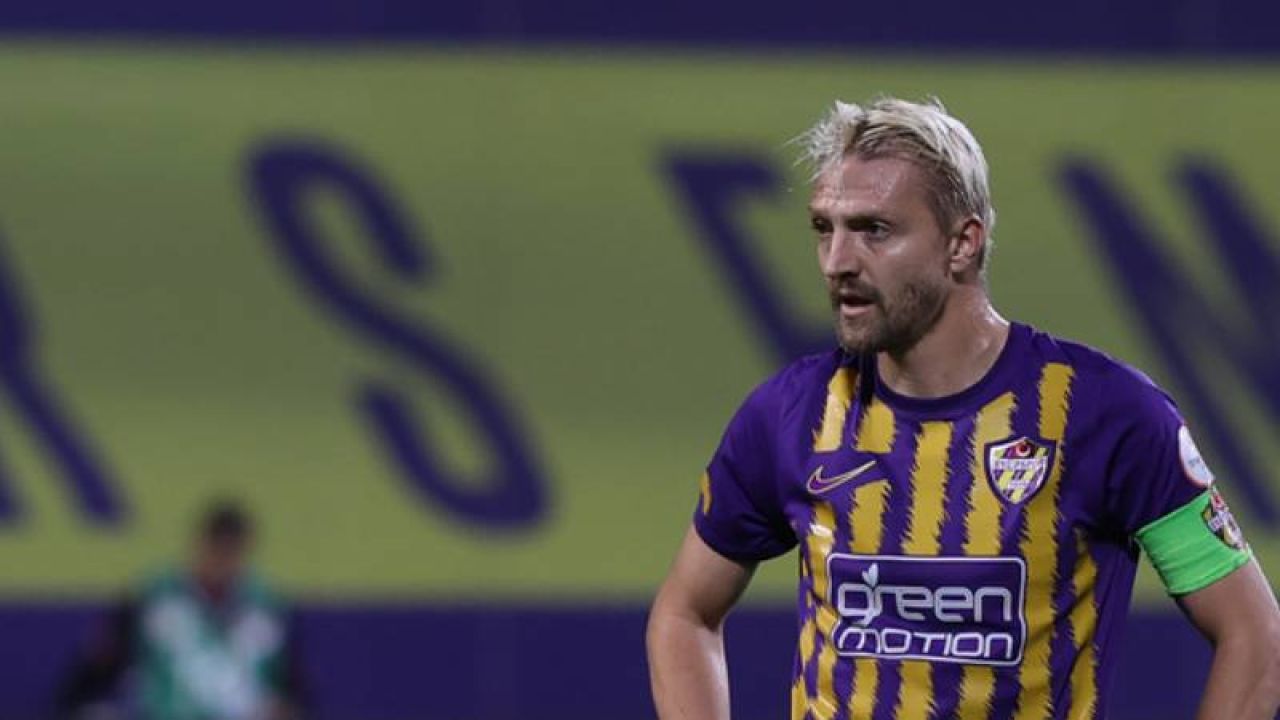 Caner Erkin Futbolu Bırakıyor Mu? Menajerinden Açıklama Geldi
