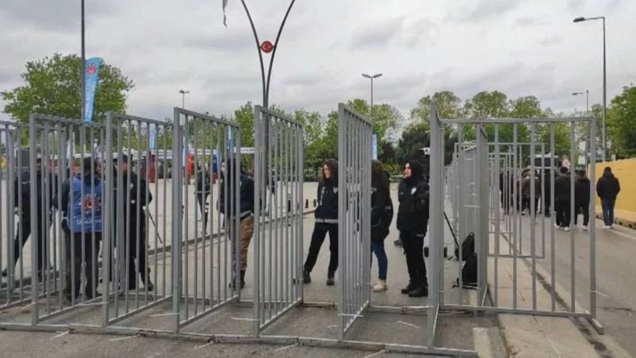 Kartal'da 1 Mayıs: Türk-İş Alanında Yoğun Güvenlik, Özgür Özel'in Katılımı Bekleniyor

