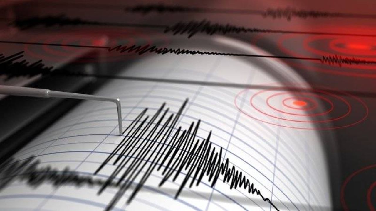 Antalya'da Deprem Meydana Geldi
