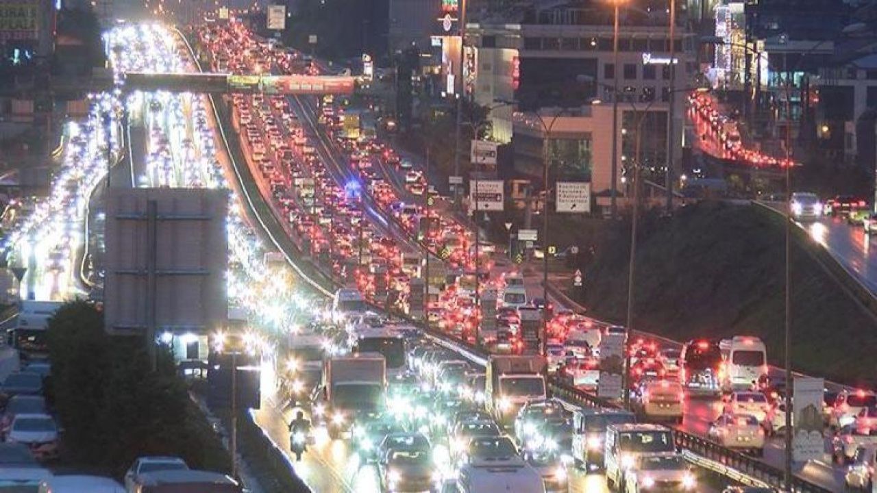 Sürücüler İçin Müjde: Trafikte Yeni Dönem Başlıyor
