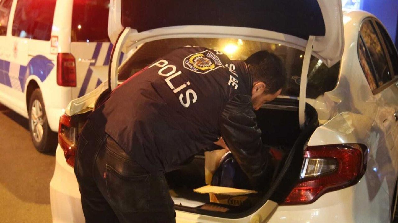İstanbul'da Şok Baskın: 4 Saatte 335 Bin Kişi Sorgulandı, Binlerce Gözaltı
