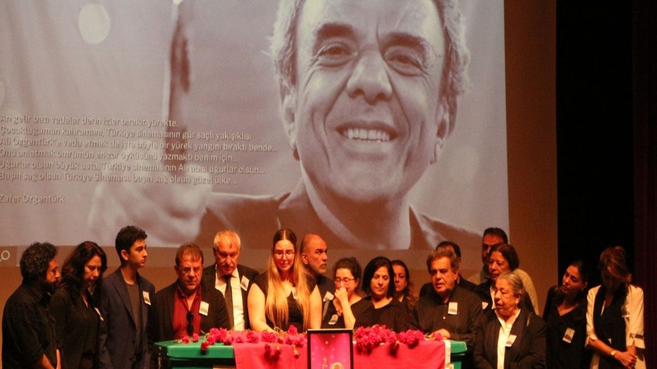 Usta yönetmen Ali Özgentürk'e Veda
