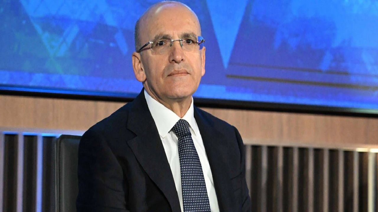 Mehmet Şimşek'ten Sözcü'ye Sert Eleştiri
