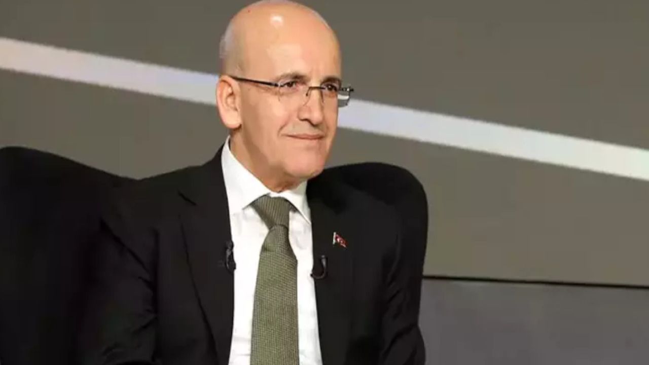 Mehmet Şimşek'ten Enflasyon Hedefi: Yıl Sonu İçin 20'li Rakamlar Bekleniyor
