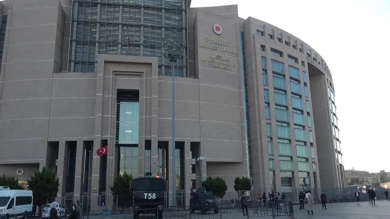 Cumhurbaşkanına Hakaret Suçlamasıyla Tutuklanan Avukat Türkoğlu Serbest Bırakıldı
