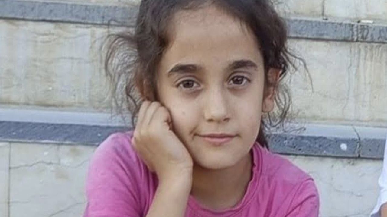 Diyarbakır'da 9 Yaşındaki Çocuk Ölü Bulundu, Kuzeni Tutuklandı
