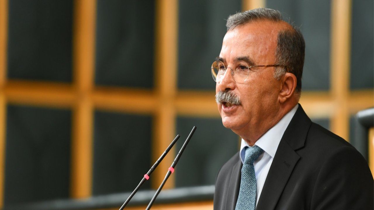 Dem Partili Akın'dan Burhaniye Kompostaj Tesisi Projesine Meclis Çağrısı
