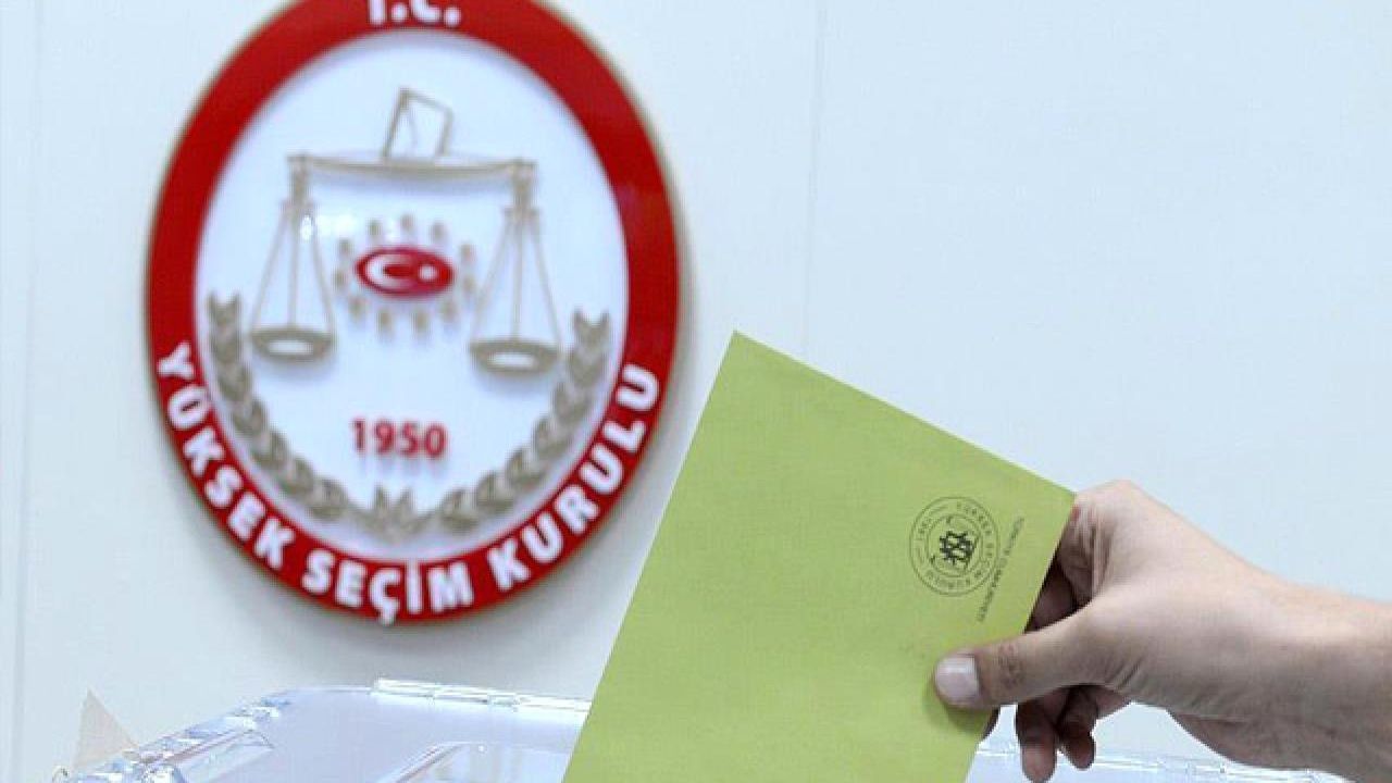 YSK Temsilcisinden AKP'li İsime Kurultay Davası Tepkisi
