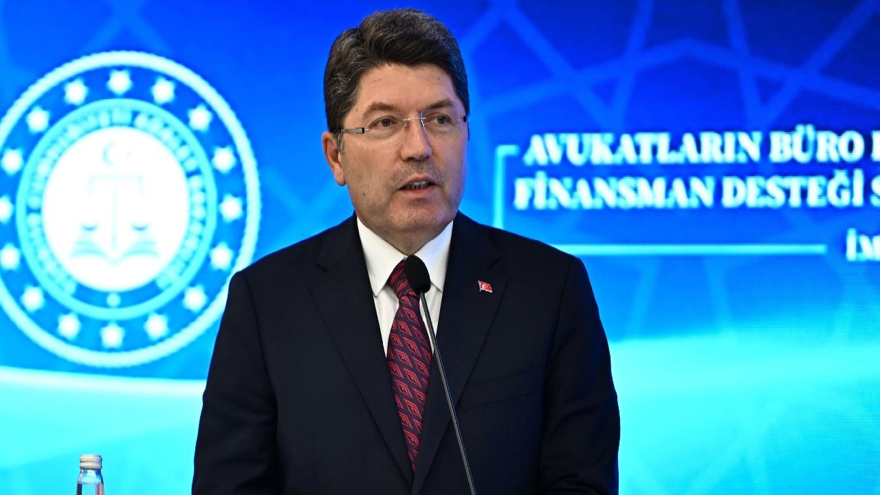 Bakan Tunç: Genç Avukatlara 6 Ay Ödemesiz Kredi Desteği
