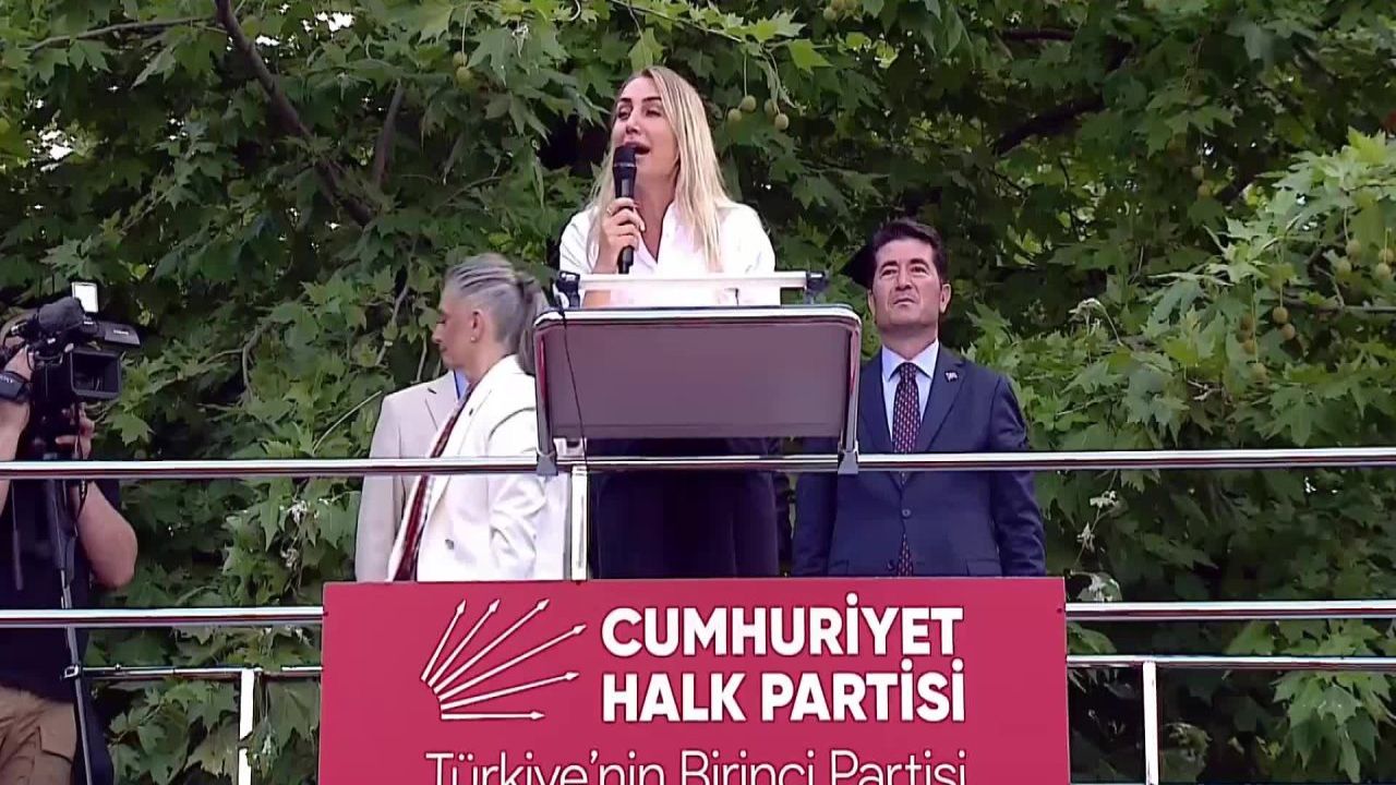 Dilek İmamoğlu: "Keşke Vazgeçseydim" Dediğim Siyaset Yolunda İyi Ki Devam Ettim
