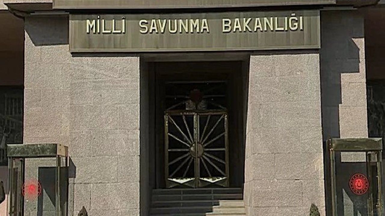 *   MsB'den Acı Haber: 12 Asker Şehit Oldu
*   Şehit Askerler İçin MsB'den Yeni Açıklama
*   12 Asker Şehit: MsB'den Son Durum Açıklaması