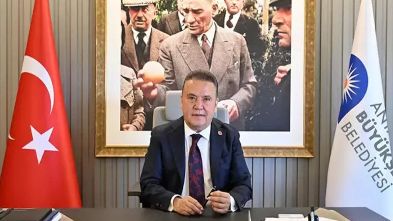 Muhittin Böcek'in Gelini Zuhal Böcek Tutuklandı

