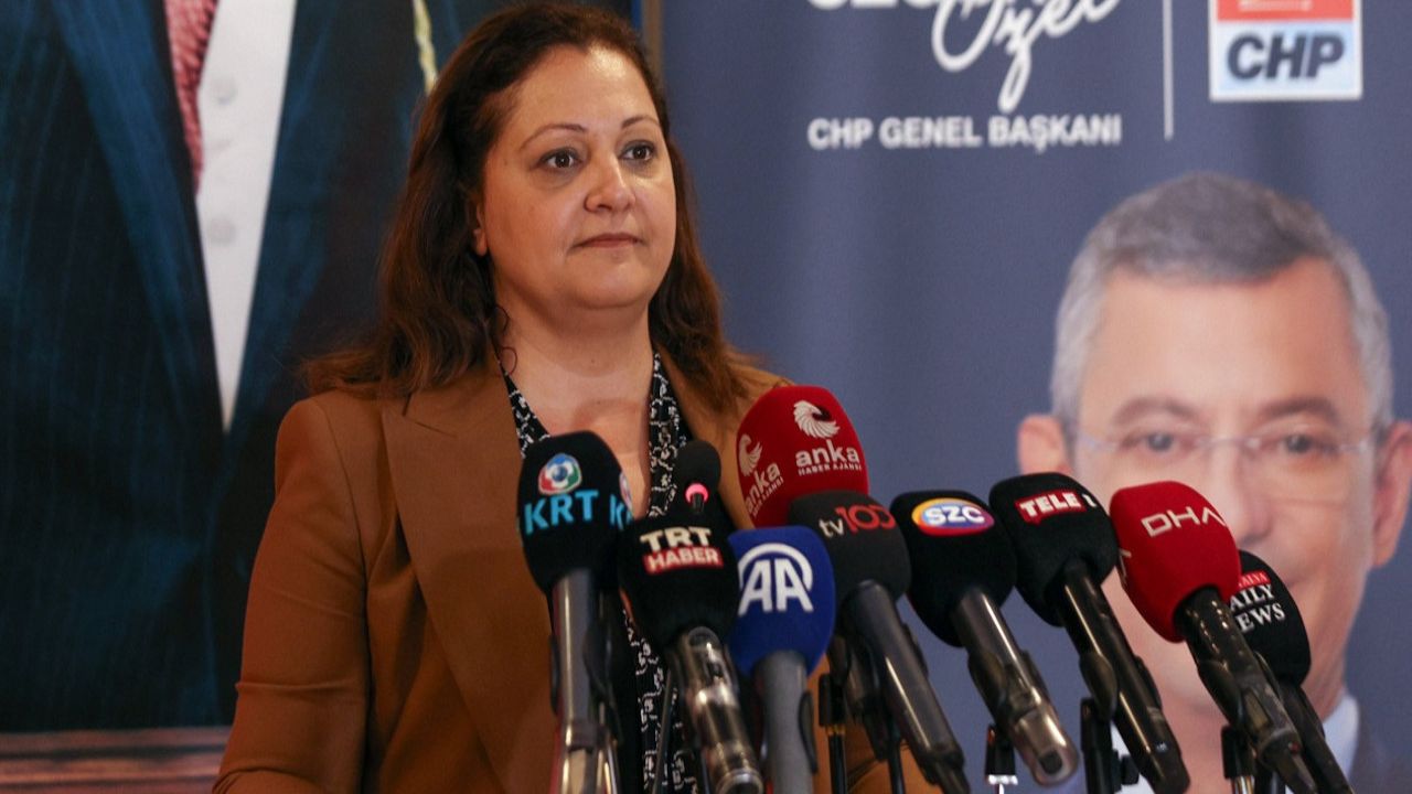 CHP'li Başkan Köksal'dan Sert Çıkış: 'Vız Gelir, Tırıs Gider'
