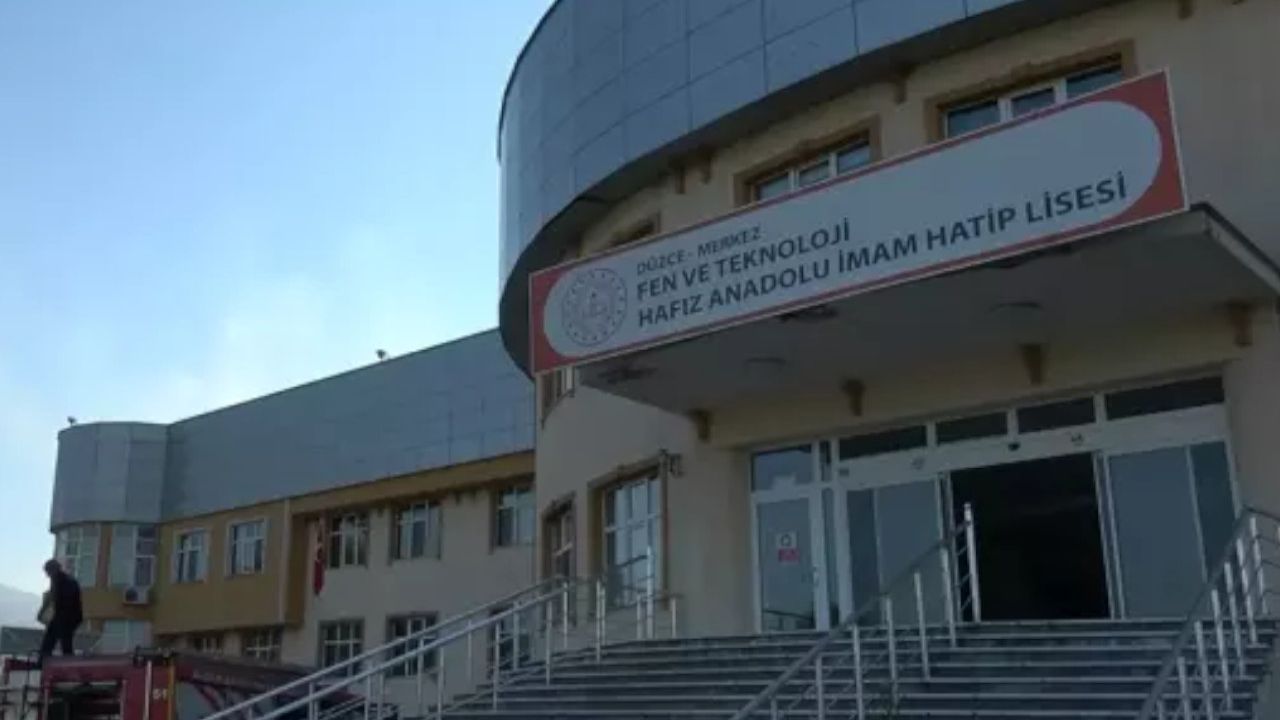 Fen Liselerinde Kontenjan Şoku: Öğrenciler İmam Hatip ve Özel Okul Arasında Sıkıştı
