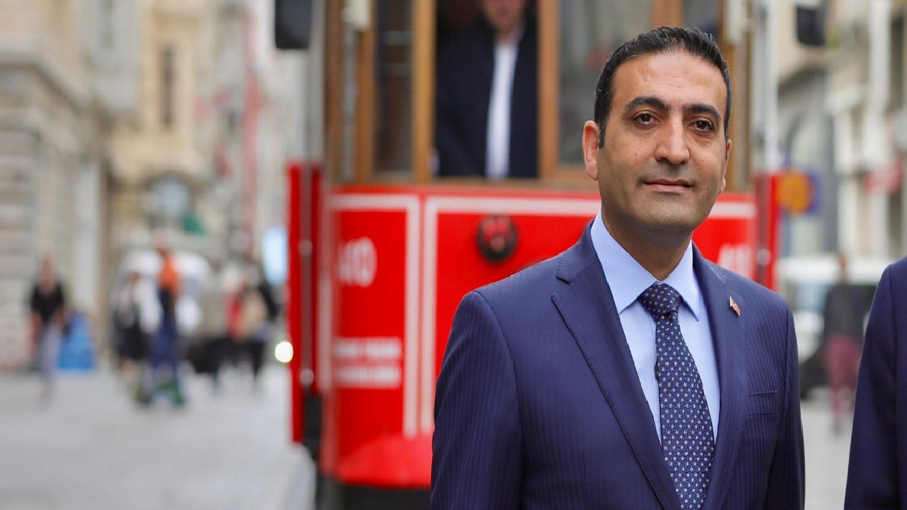 Tutuklu Beyoğlu Belediye Başkanı Güney'den Tek Sıra Dayatmasına Tepki: "Direnmek Zorundaydım"
