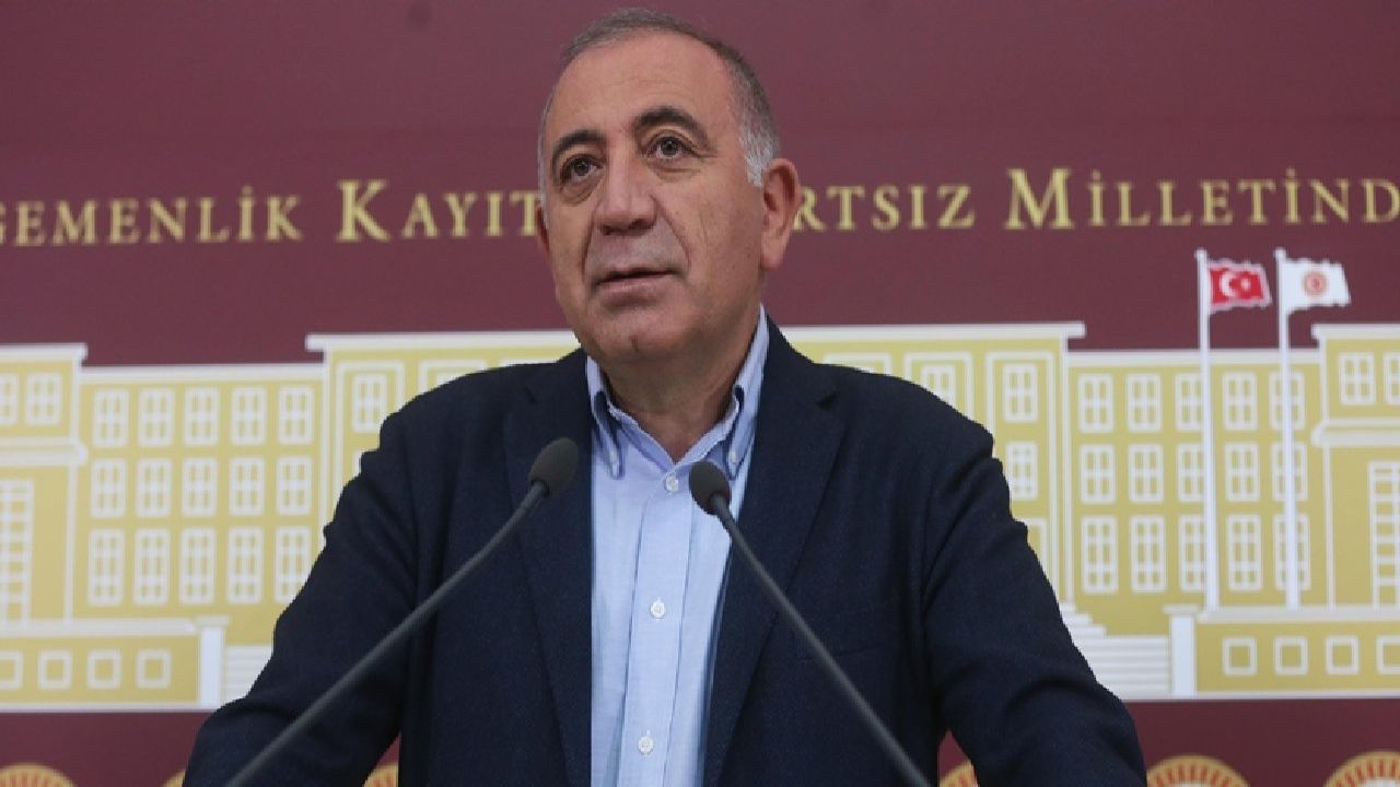 Gürsel Tekin'den İl Binası İddialarına Yanıt: "Baba Evimizde Olacağız"
