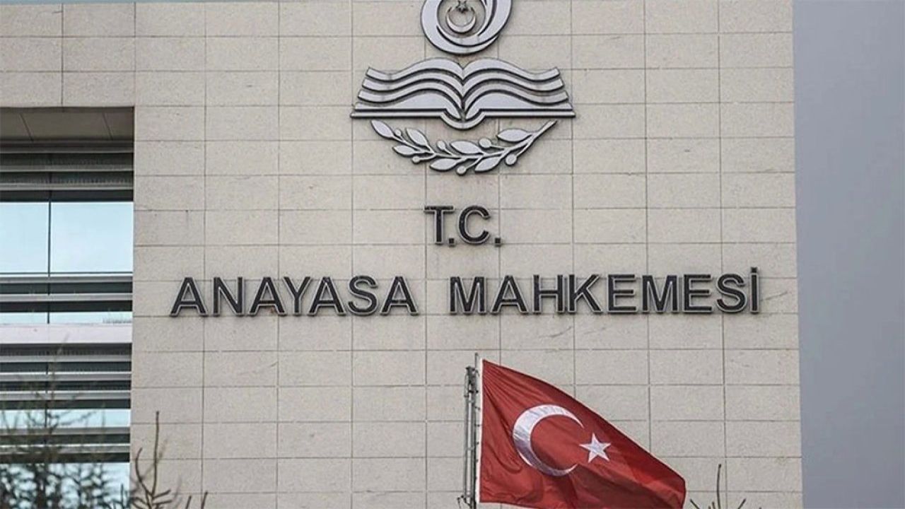 Aym'den CHP Kurultay Davası Kararı: Dosya Asliye Ceza Mahkemesi'nde Kalacak
