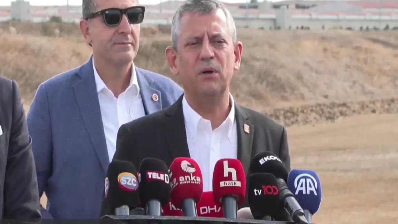 Özgür Özel: Hasan Mutlu'ya 'Akp'ye Katıl, Operasyon Dursun' Denildi
