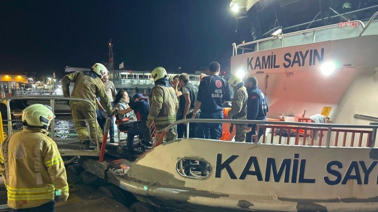 Üsküdar'da Tekne Kazası: 8 Yaralı
