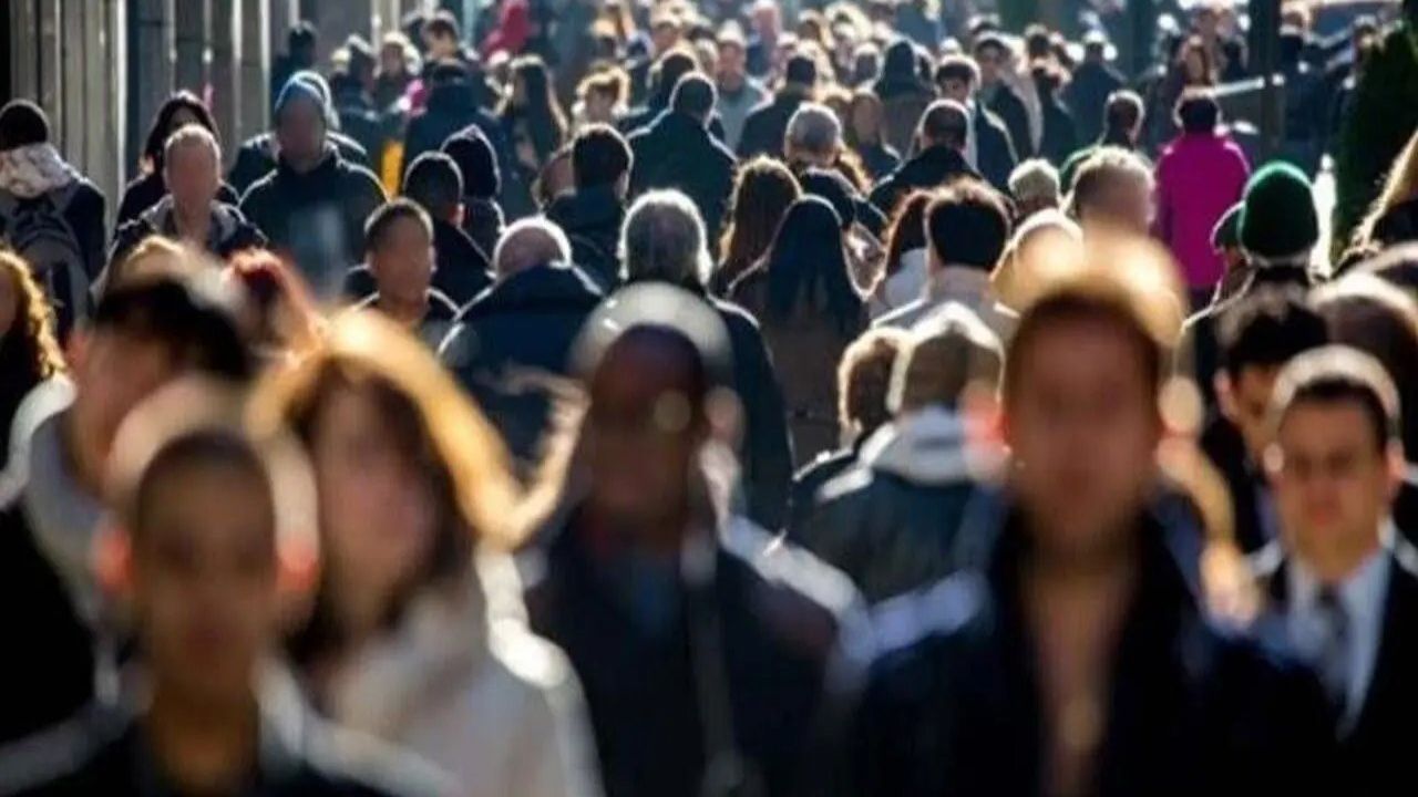 Konda Barometresi: Türkiye'de Batı Yaşam Tarzı Yüzde 70 Oranında Tercih Ediliyor
