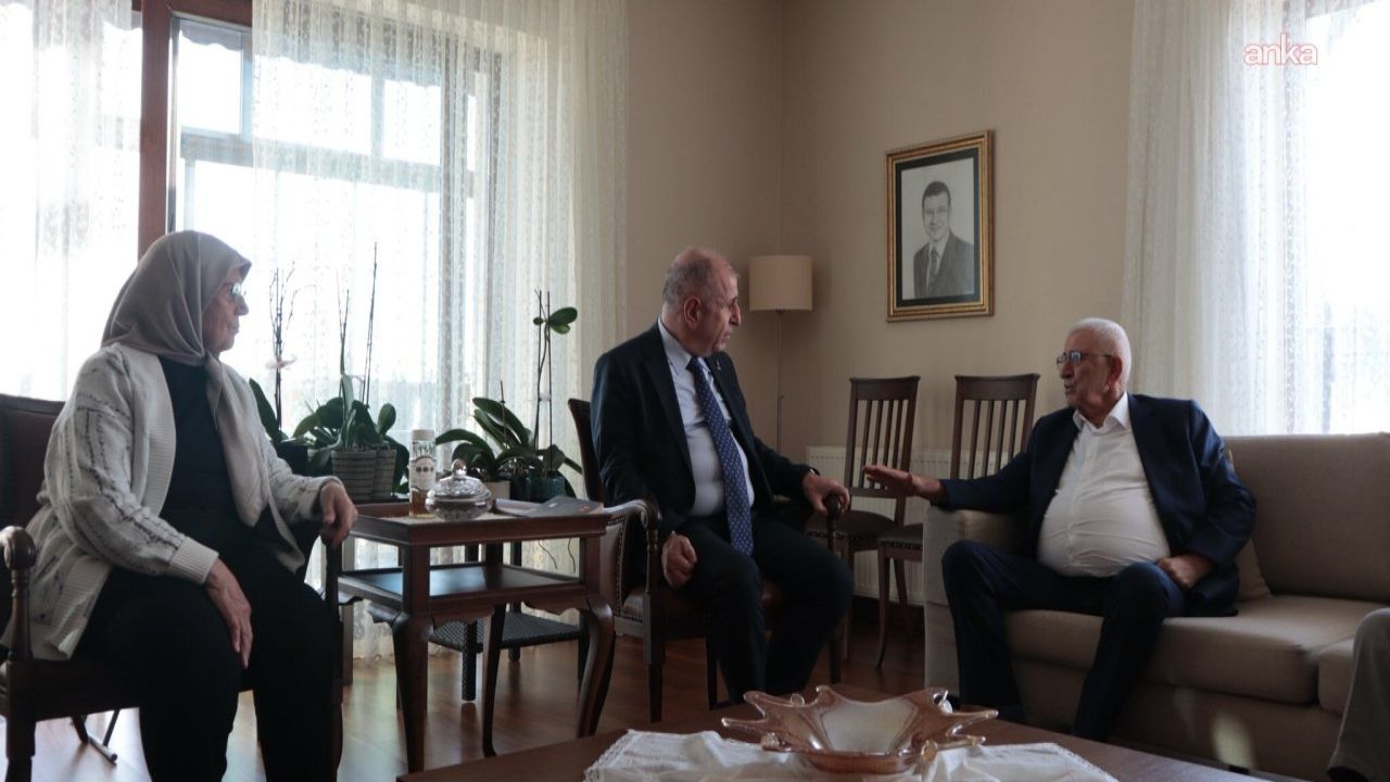 Ümit Özdağ'dan Ekrem İmamoğlu'nun Ailesine Ziyaret
