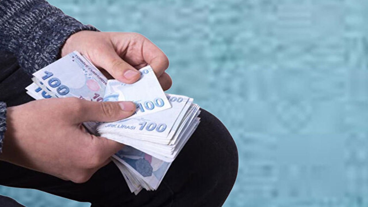 Yapı Kredi’den gençlere özel kasım kampanyası: mavi alışverişlerinde 3.000 tl’ye varan iade!