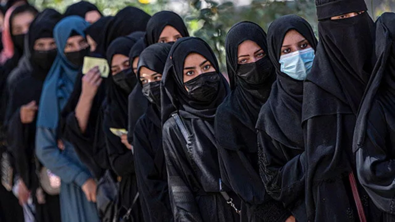 Taliban’dan Yasak Üstüne Yasak! Kadınlara Bir Darbe Daha