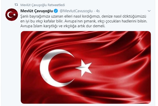 Bakan Çavuşoğlu'ndan Türk Bayragını yırtan Yunan vekile sert tepki