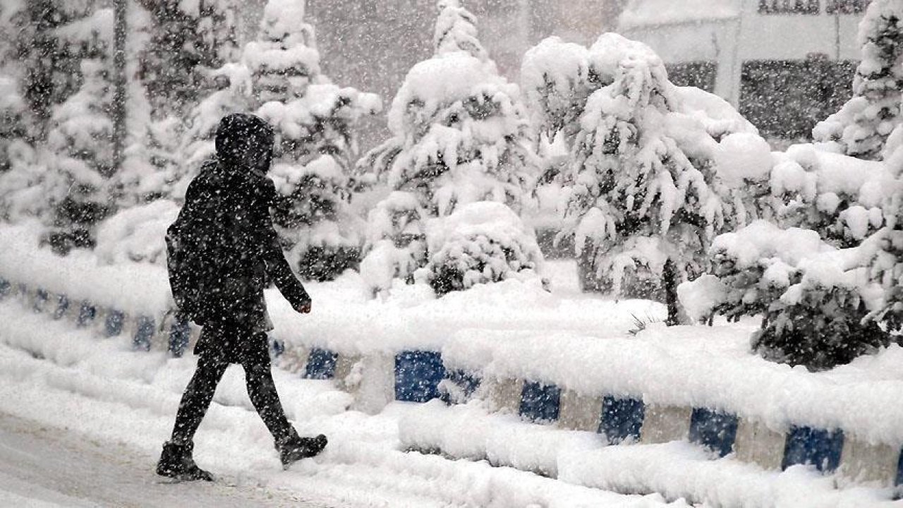 Zonguldak ve Şile'de Eğitime Hava Muhalefeti Molası: Şiddetli Yağışlar Nedeniyle Okullar 1 Gün Tatil