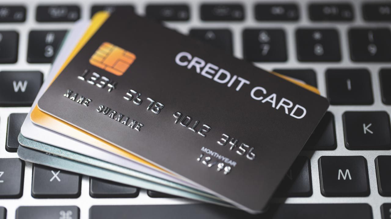 Bankalara kredi kartı limitlerinin dondurulması için talimat gönderildi