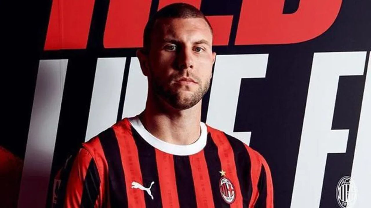 Fenerbahçe, Pavlovic transferi için görüşmelere başlıyor