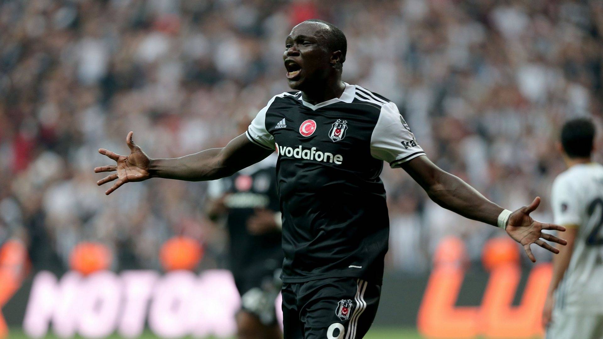 Beşiktaş’a Bir Dünya Yıldızı Daha Geliyor! Vincent Aboubakar Gölgede Kalacak