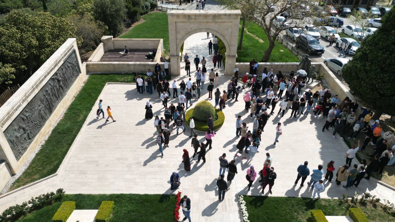 Gelibolu Yarımadası'nda bayram hareketliliği