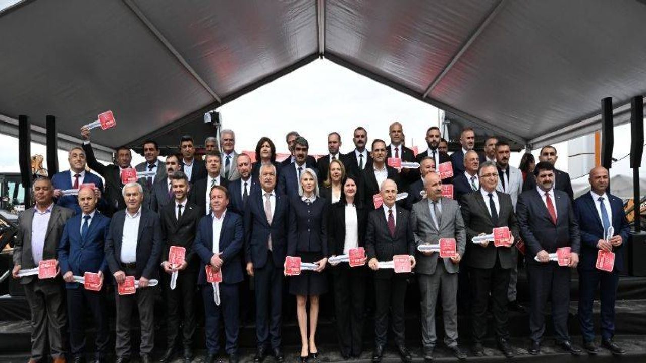 Türkiye Belediyeler Birliği'nden 40 belediyeye araç desteği
